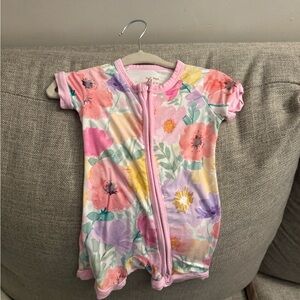 LITTLE SLEEPIES Short Sleeve Floral Baby Romper with Zipper